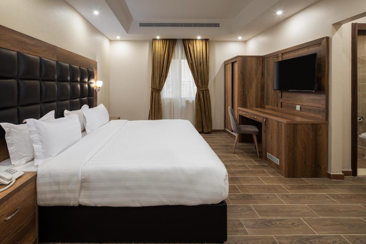 Mirada Purple - Zahra Aparthotel Jeddah Ngoại thất bức ảnh