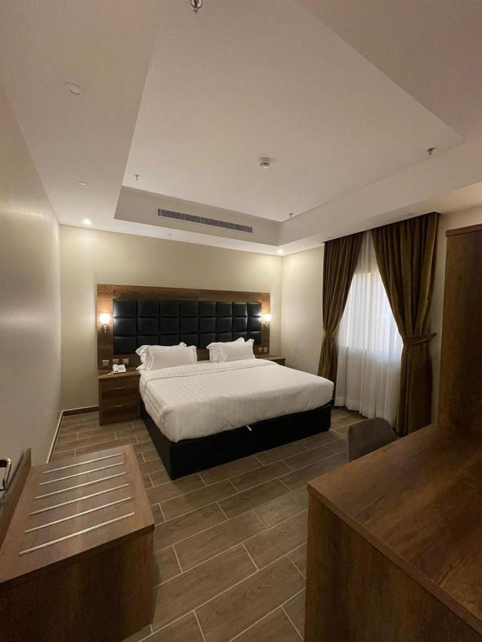 Mirada Purple - Zahra Aparthotel Jeddah Ngoại thất bức ảnh