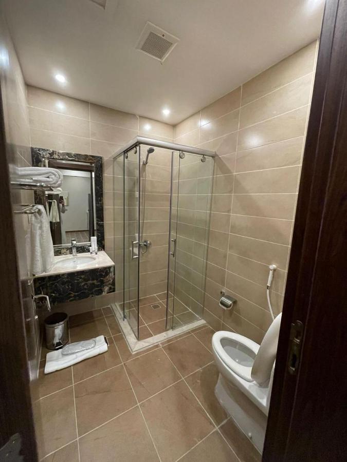 Mirada Purple - Zahra Aparthotel Jeddah Ngoại thất bức ảnh